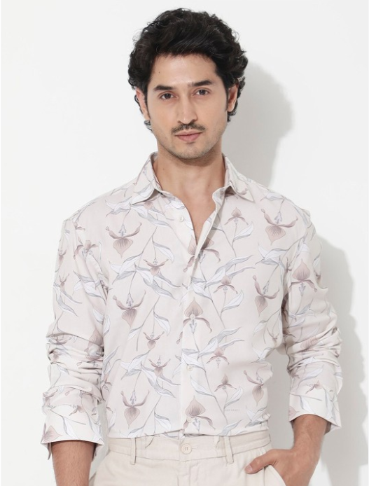Men Len Regular Fit Spread Collar Printed Shirt